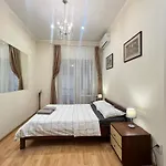 Apartament On Skoryka Str