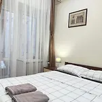 On Skoryka Str Apartament *