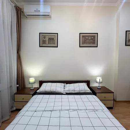 Appartement On Skoryka Str *